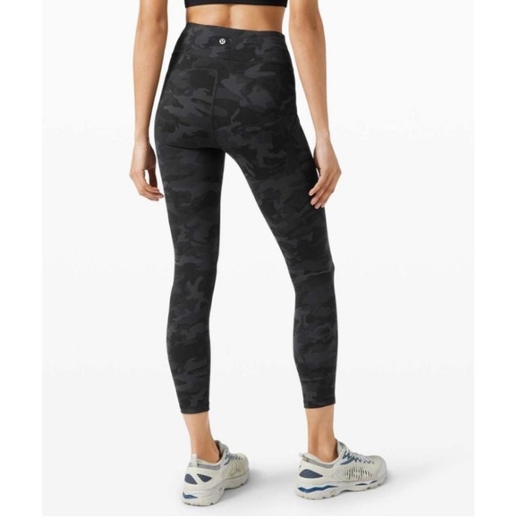 Lululemon Fast & Free High Rise Crop Legging Camo Multi Grey Size 4 Like New - Picture 4 of 10